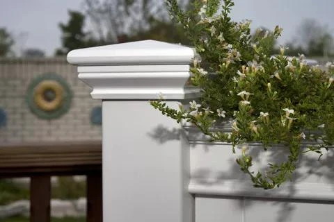 Cambridge Elevated Planter 4 Cambridge Elevated Planter - Image 2