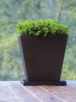 Universal Square Planter Saucers -Outdoor Garden Care 8589573 001V tif