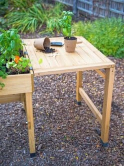 VegTrug® Side Table -Outdoor Garden Care 8592870 004 tif