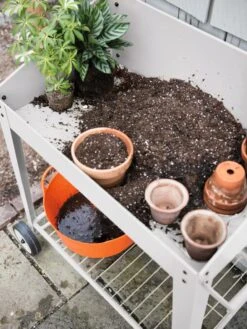 Demeter Potting Bench -Outdoor Garden Care 8594007 0650 tif