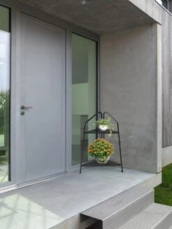 Modern Metal Plant Shelves -Outdoor Garden Care 8609226 01V tif