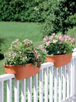 Outdoor Garden Care 35 2' X 4' Railing Planter, 25"